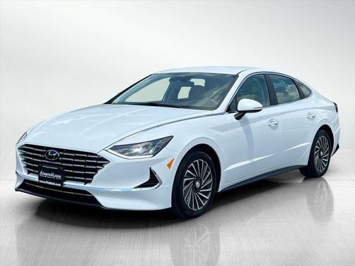 2023 Hyundai SONATA Hybrid SE