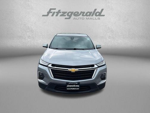 Sterling Gray Metallic 2023 Chevrolet Traverse LS