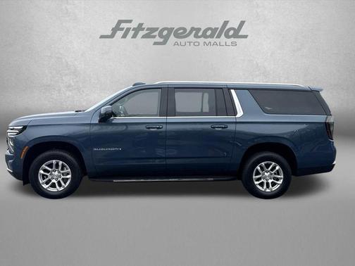 Lakeshore Blue Metallic 2026 Chevrolet Suburban LT