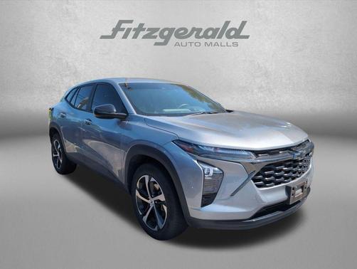 Sterling Gray Metallic 2024 Chevrolet Trax FWD 1RS