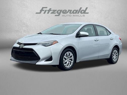 Classic Silver Metallic 2018 Toyota Corolla LE