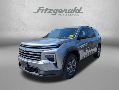 Sterling Gray Metallic 2026 Chevrolet Traverse LT