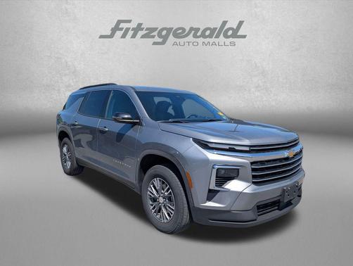 Sterling Gray Metallic 2026 Chevrolet Traverse LT