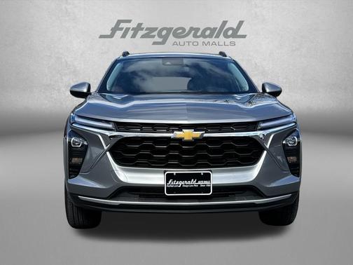 Sterling Gray Metallic 2025 Chevrolet Trax LT