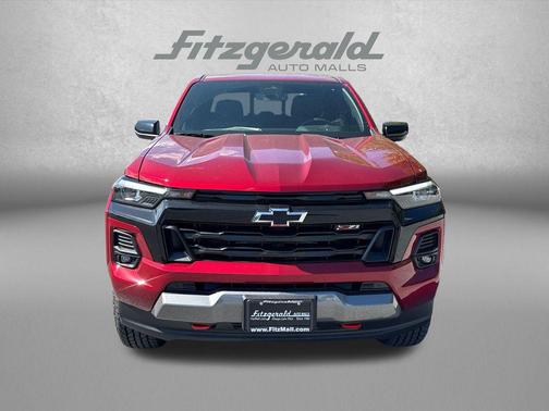 Radiant Red Tintcoat 2026 Chevrolet Colorado Z71
