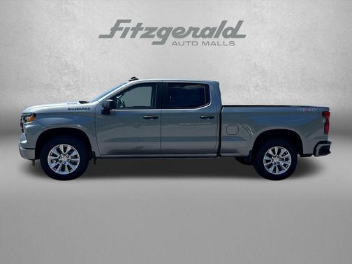 Sterling Gray Metallic 2026 Chevrolet Silverado 1500 Custom