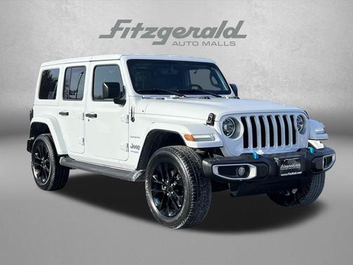 Bright White Clearcoat 2022 Jeep Wrangler Unlimited 4xe Sahara SUV