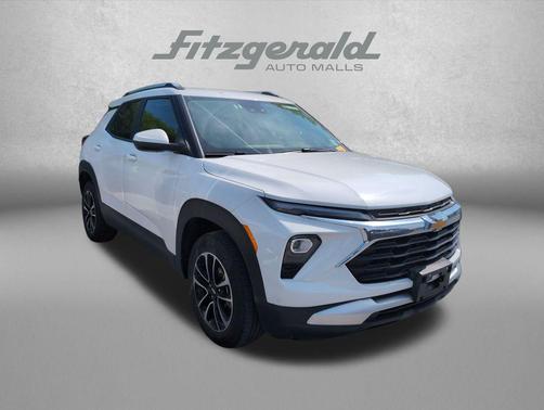 Summit White 2025 Chevrolet Trailblazer LT
