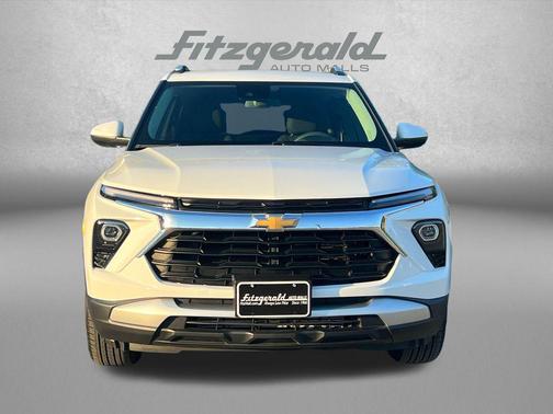 Summit White 2025 Chevrolet Trailblazer LT