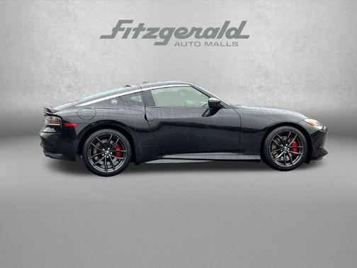 Black Diamond Pearl 2024 Nissan Z Performance Auto