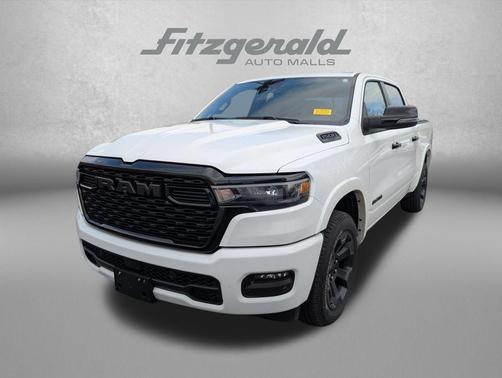 Bright White Clearcoat 2025 RAM 1500 Big Horn/Lone Star