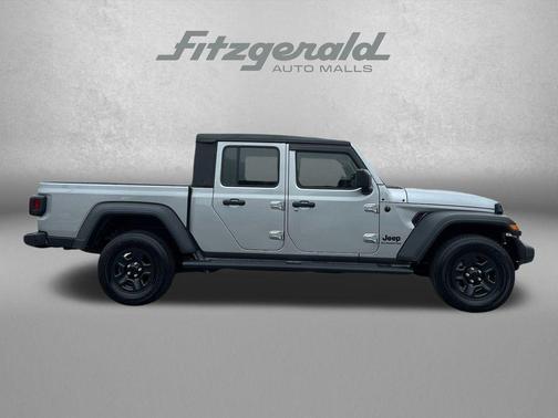 2021 Jeep Gladiator Sport