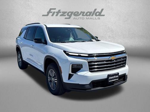 Summit White 2026 Chevrolet Traverse LT