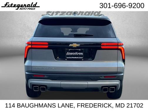 2025 Chevrolet Traverse LT