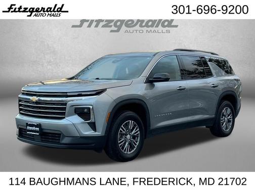 2025 Chevrolet Traverse LT