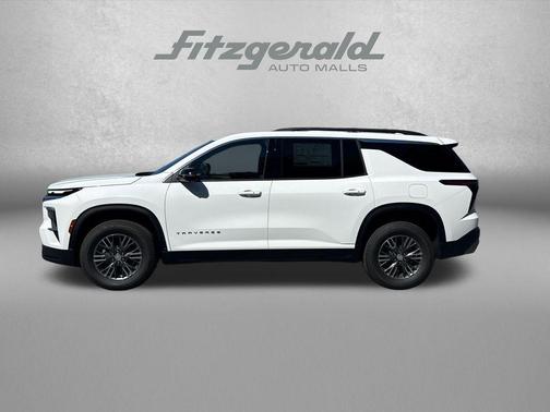 Summit White 2026 Chevrolet Traverse LT