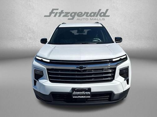 Summit White 2026 Chevrolet Traverse LT