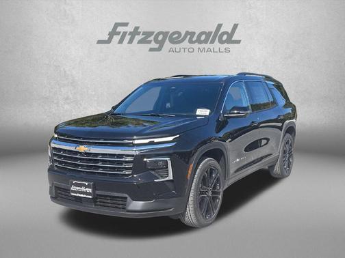 Mosaic Black Metallic 2027 Chevrolet Traverse LT