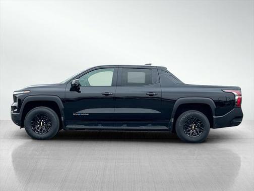 2025 Chevrolet Silverado EV LT