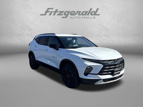 Summit White 2026 Chevrolet Blazer 2LT