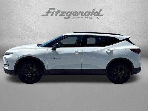 Summit White 2026 Chevrolet Blazer 2LT