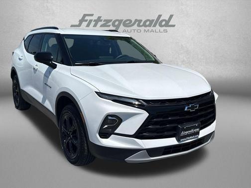 Summit White 2026 Chevrolet Blazer 2LT