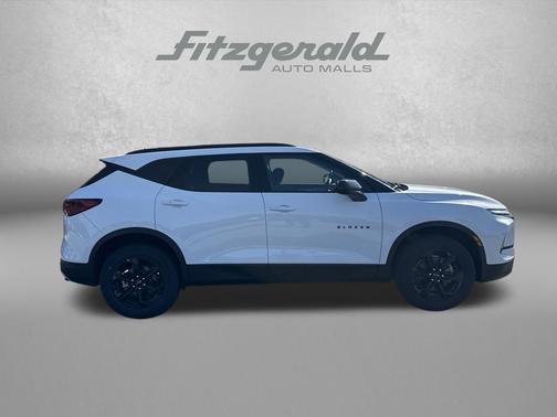 Summit White 2026 Chevrolet Blazer 2LT
