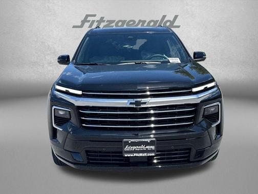 Mosaic Black Metallic 2026 Chevrolet Traverse High Country