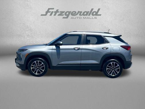 Sterling Gray Metallic 2025 Chevrolet Trailblazer LT