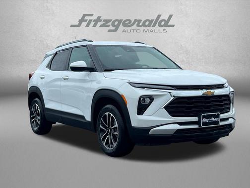 Summit White 2025 Chevrolet Trailblazer LT