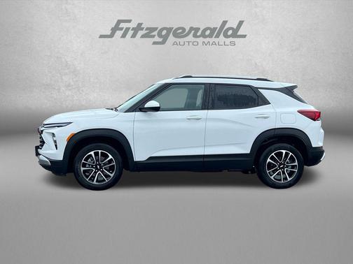 Summit White 2025 Chevrolet Trailblazer LT