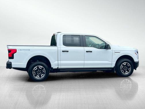 2023 Ford F-150 Lightning Pro