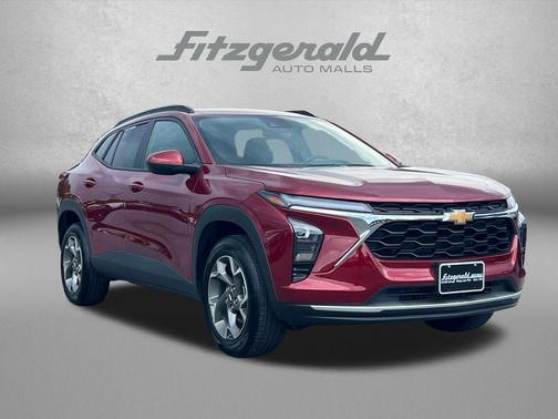 Crimson Metallic 2025 Chevrolet Trax LT