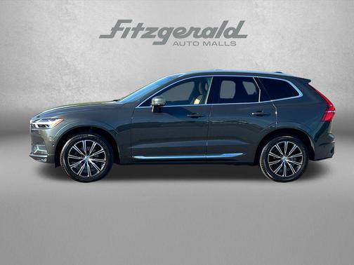 Gray Metallic 2019 Volvo XC60 T5 Inscription