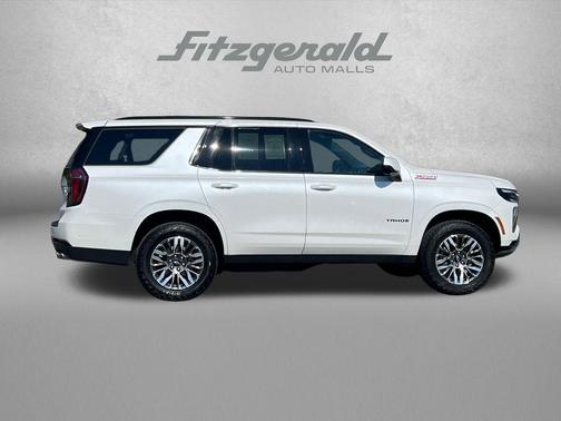 Iridescent Pearl Tricoat 2025 Chevrolet Tahoe 4WD Z71