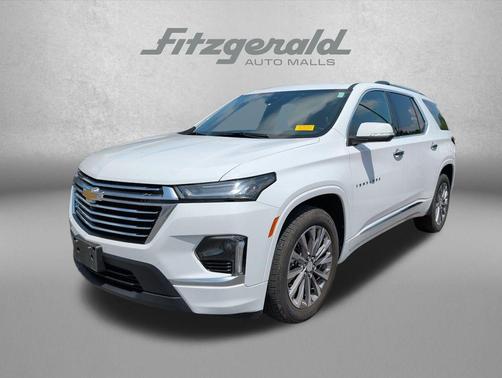 Summit White 2023 Chevrolet Traverse Premier