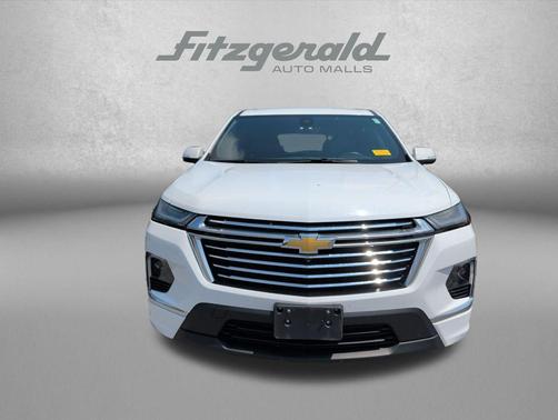 Summit White 2023 Chevrolet Traverse Premier