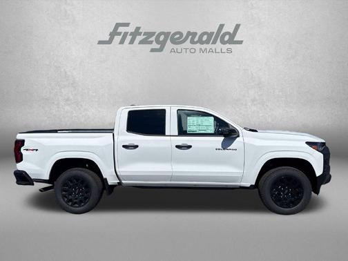 Summit White 2026 Chevrolet Colorado WT