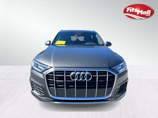 Photo 5 of 23 of 2021 Audi Q7 45 Premium