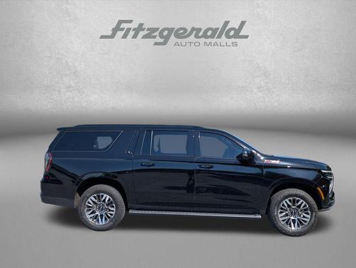Black 2025 Chevrolet Suburban 4WD Z71