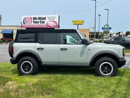 2022 Ford Bronco Black Diamond