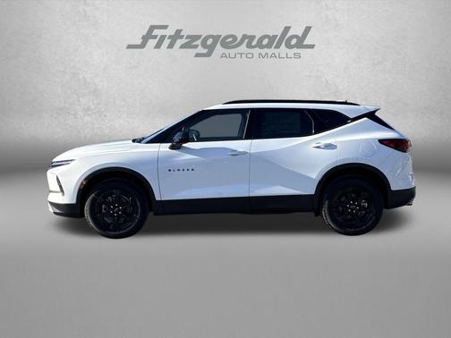 Summit White 2026 Chevrolet Blazer 2LT