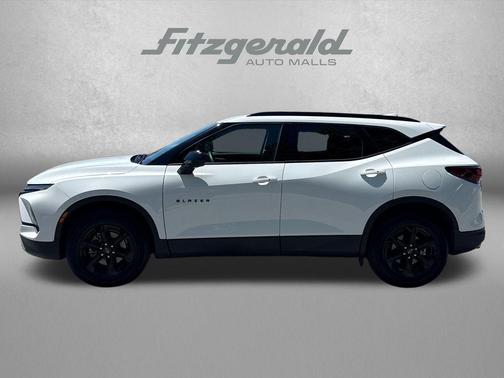 Summit White 2026 Chevrolet Blazer 2LT