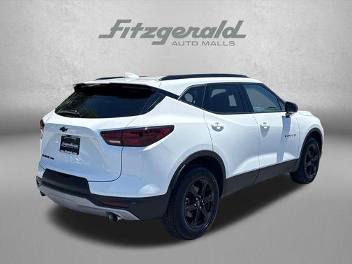Summit White 2026 Chevrolet Blazer 2LT