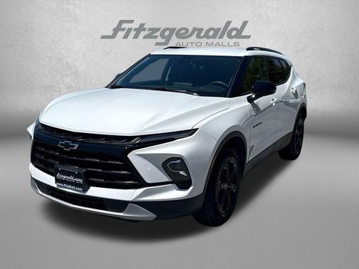 Summit White 2026 Chevrolet Blazer 2LT