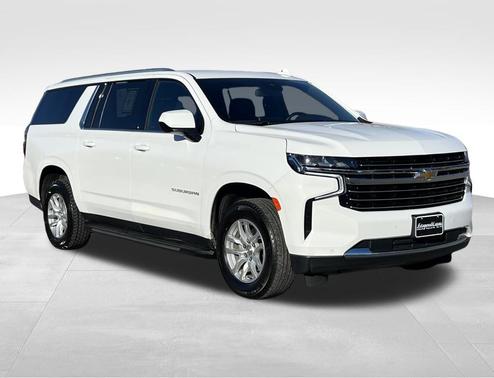2024 Chevrolet Suburban LT