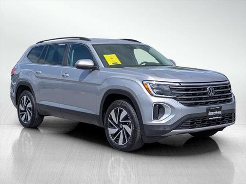 2024 Volkswagen Atlas 2.0T SE w/Technology 4MOTION