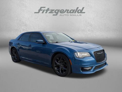 2022 Chrysler 300 Touring