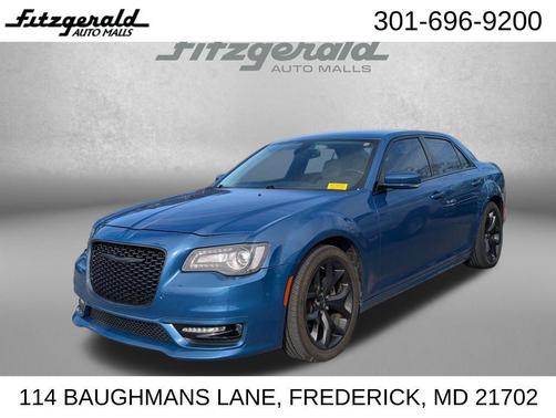 2022 Chrysler 300 Touring