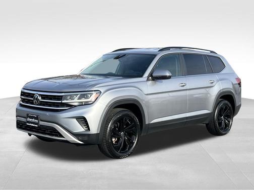 2022 Volkswagen Atlas 3.6L SE w/Technology